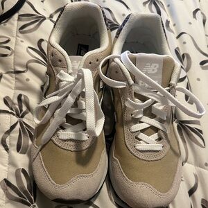 New Balance Beige and White and leopard print Casual Runner Sneakers